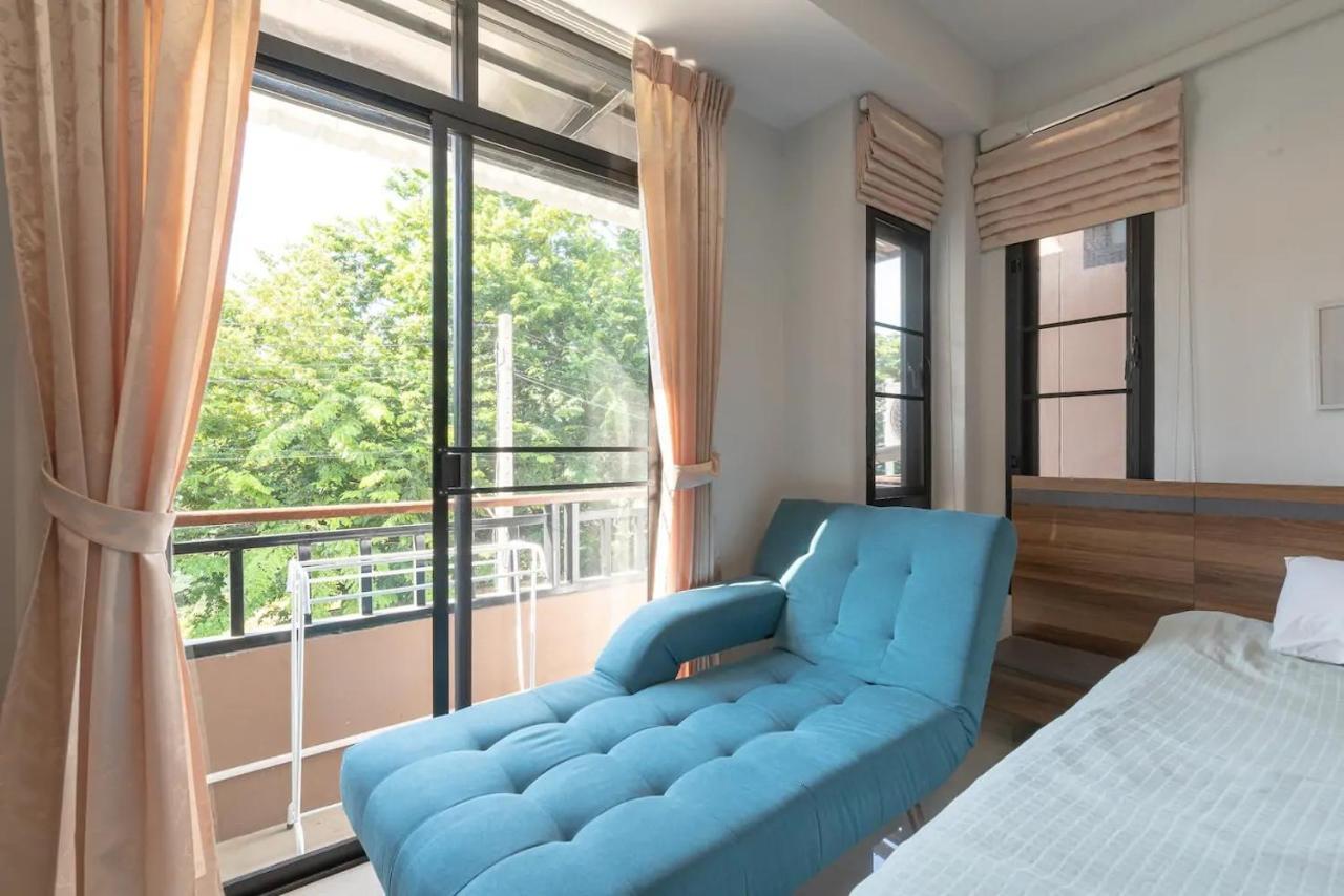 Loft Style Townhouse Near Old City Chiang Mai Ngoại thất bức ảnh