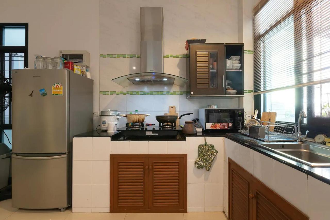 Loft Style Townhouse Near Old City Chiang Mai Ngoại thất bức ảnh